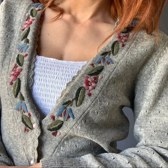 SOLD!!Vintage Herman Geist hand embroidered cardigan Sz M - Picture 2 of 7